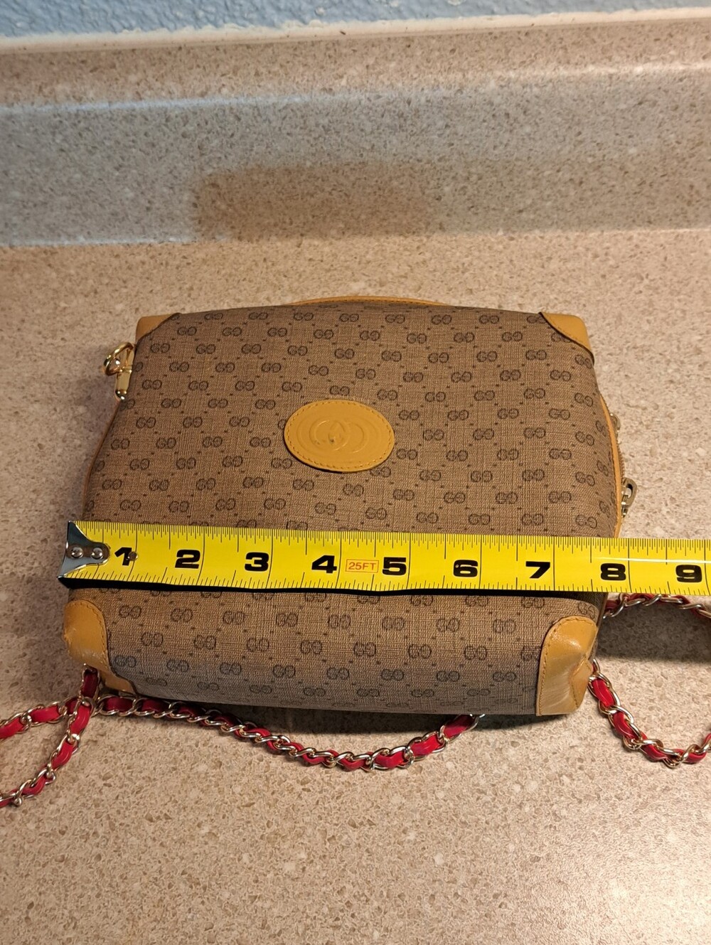 Gucci Shoulder Bag - Picture 11 of 13